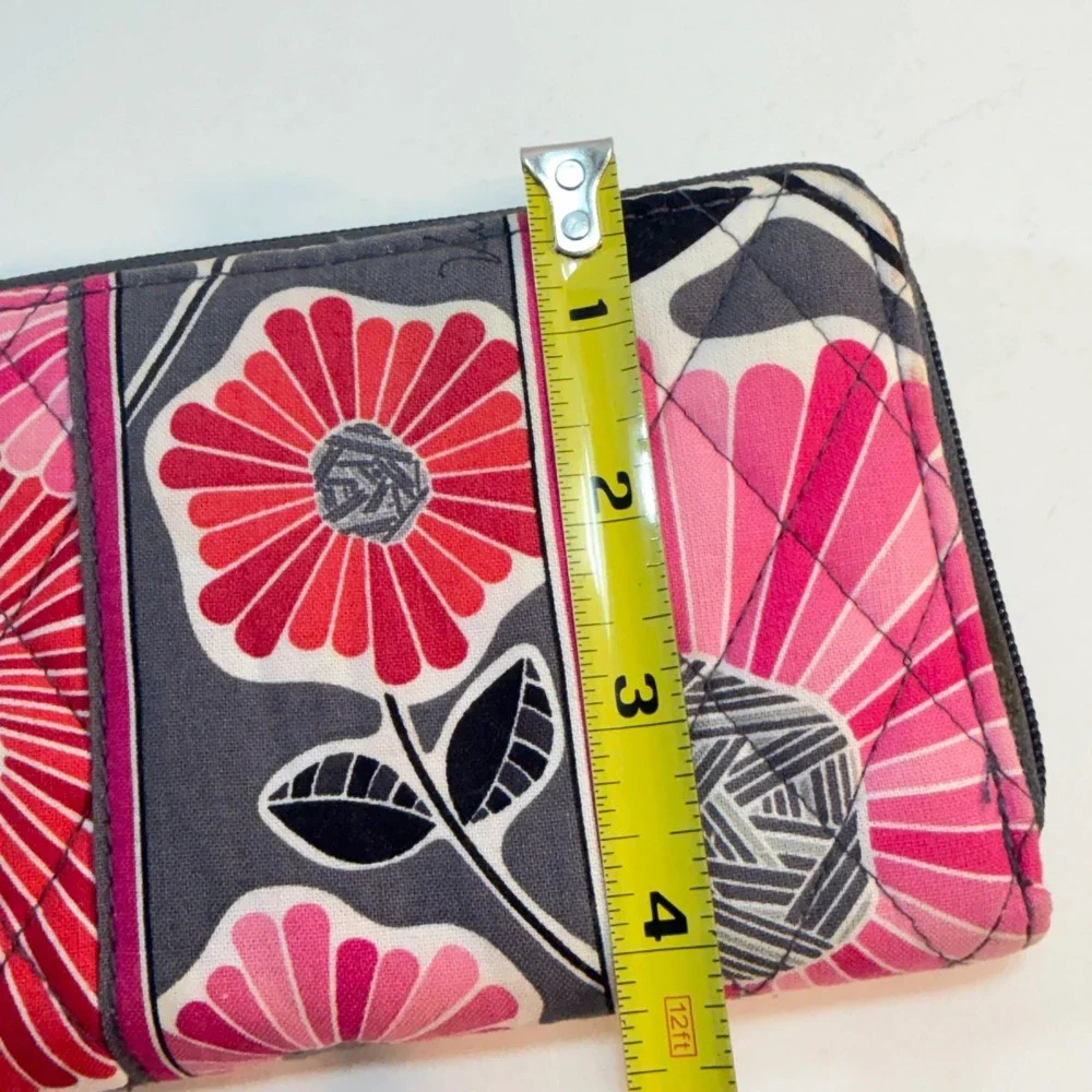 Vera Bradley Zip Around Wallet Cherry Blossoms Pink Red Floral Quilted Cotton - Picture 6 of 8